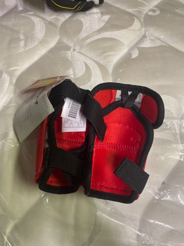 New Small CCM  JetSpeed FT390 Elbow Pads