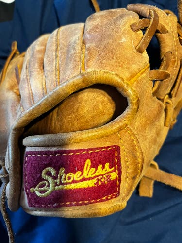 Shoeless Joe 900jr training glove