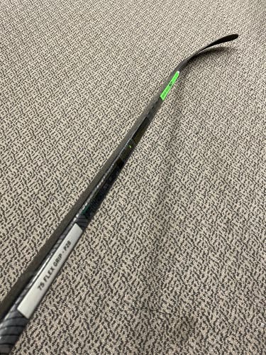 CCM Trigger 6 Pro 75 flex P28 curve left hand stick
