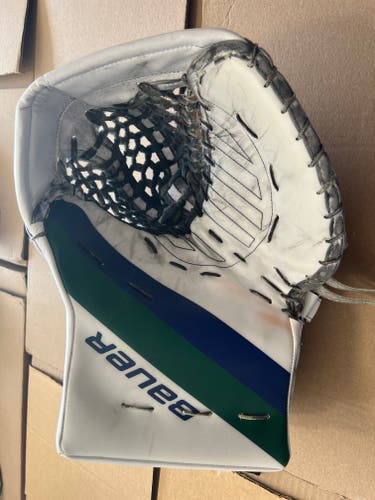 Spencer Martin Bauer Mach glove
