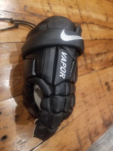 Nike Vapor Glove 11" - Left Glove Only