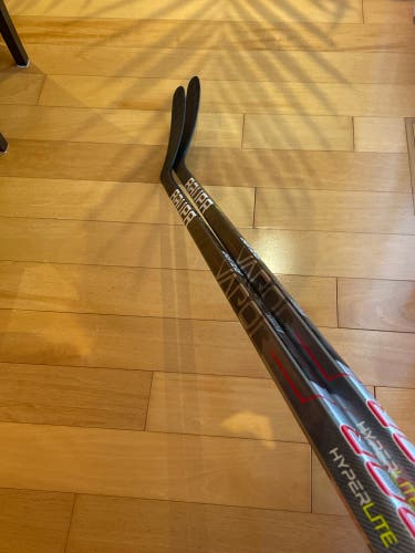 (2 pack) Bauer Vapor ADV (dressed Hyperlite) 82 flex RH Grip Custom curve lightly used