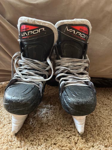 Used Bauer Regular Width  Size 6 Vapor X Shift Pro Hockey Skates
