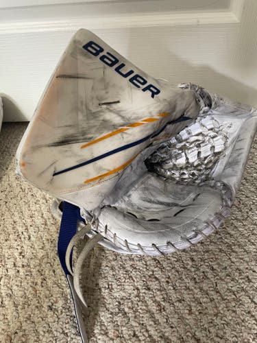 Used Regular Bauer Hyperlite Pro Stock Glove