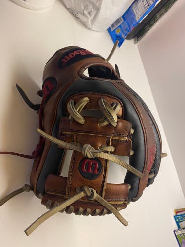 Infield 11.5" A2K Baseball Glove