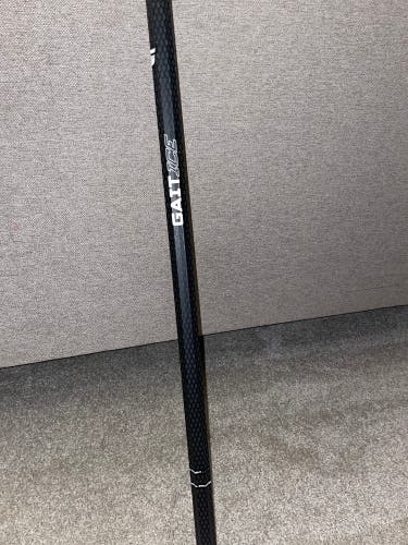 New Black Gait Ice Shaft