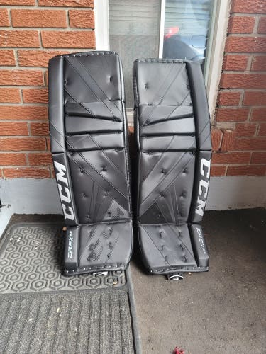 New 35" CCM Regular Extreme Flex 5.9 Goalie Full Set