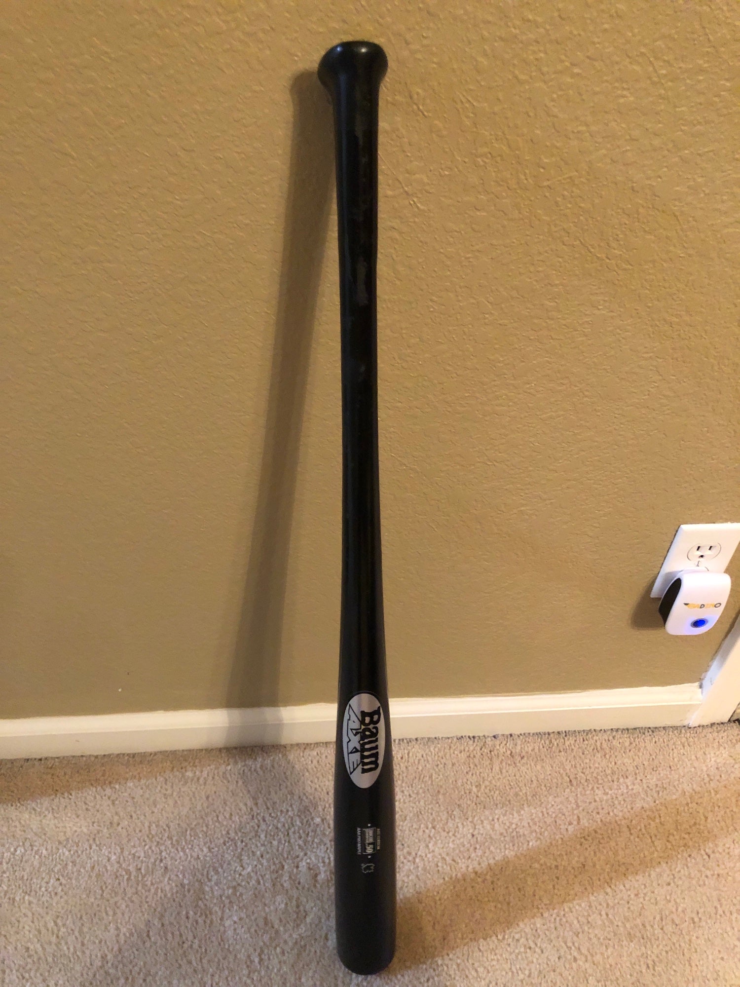 Baum Axe Pro Maple Wood Composite (3) 30 oz 33" Bat SidelineSwap