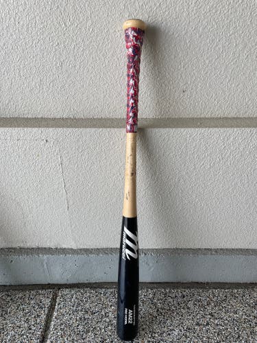 Used Marucci (-3) 29 oz 32" AM22 Bat