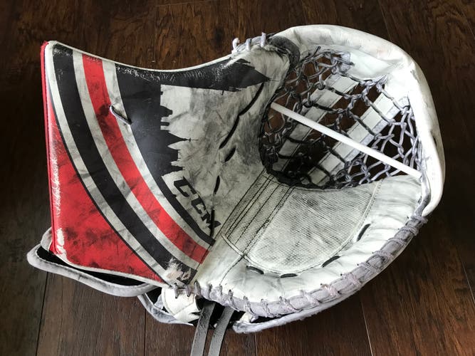 Pro Stock Custom Graphic CCM EFLEX 5 Goalie Glove