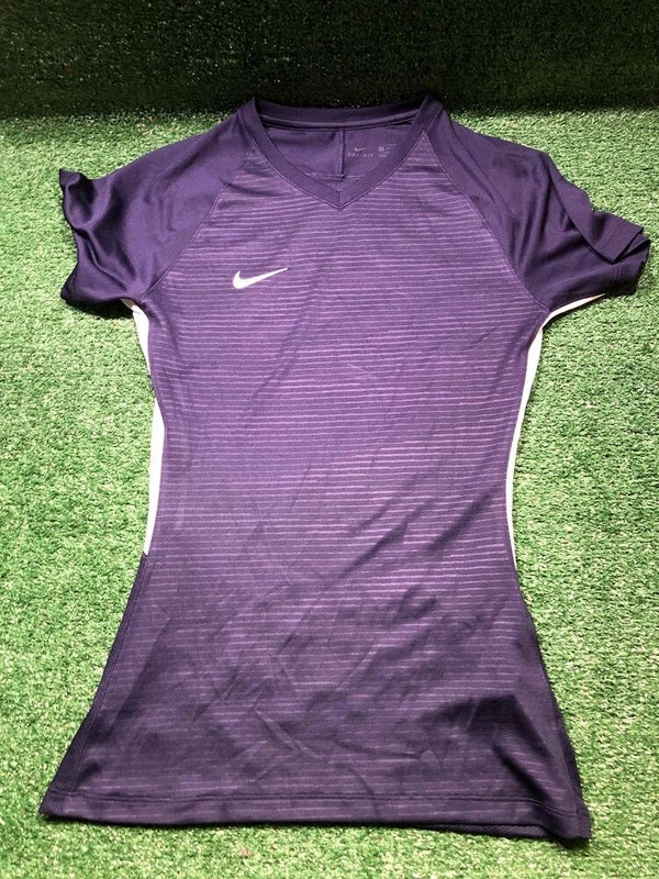 Nike Dri-FIT ADV AeroSwift Bowerman Track Club Women's Running Singlet. Nike .com