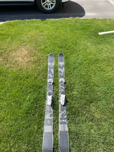 Twin Tip Line Blend Skis (185cm Tall) 132-100-122