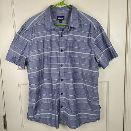 Patagonia Men's Gray Plaid Organic Cotton Short Sleeve Button Up Shirt Size: L