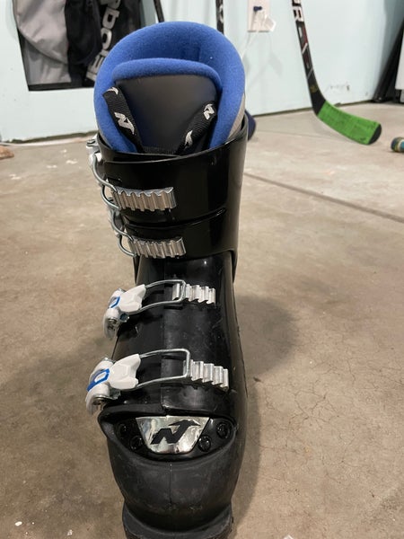 Used Women's Nordica All Mountain GPTJ Ski Boots Soft Flex