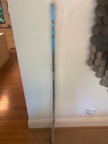 Senior Right Handed P92 Nexus Geo Hockey Stick