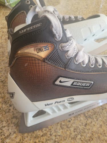 Senior Used Bauer Supreme ONE95 Hockey Goalie Skates Regular Width Size 6