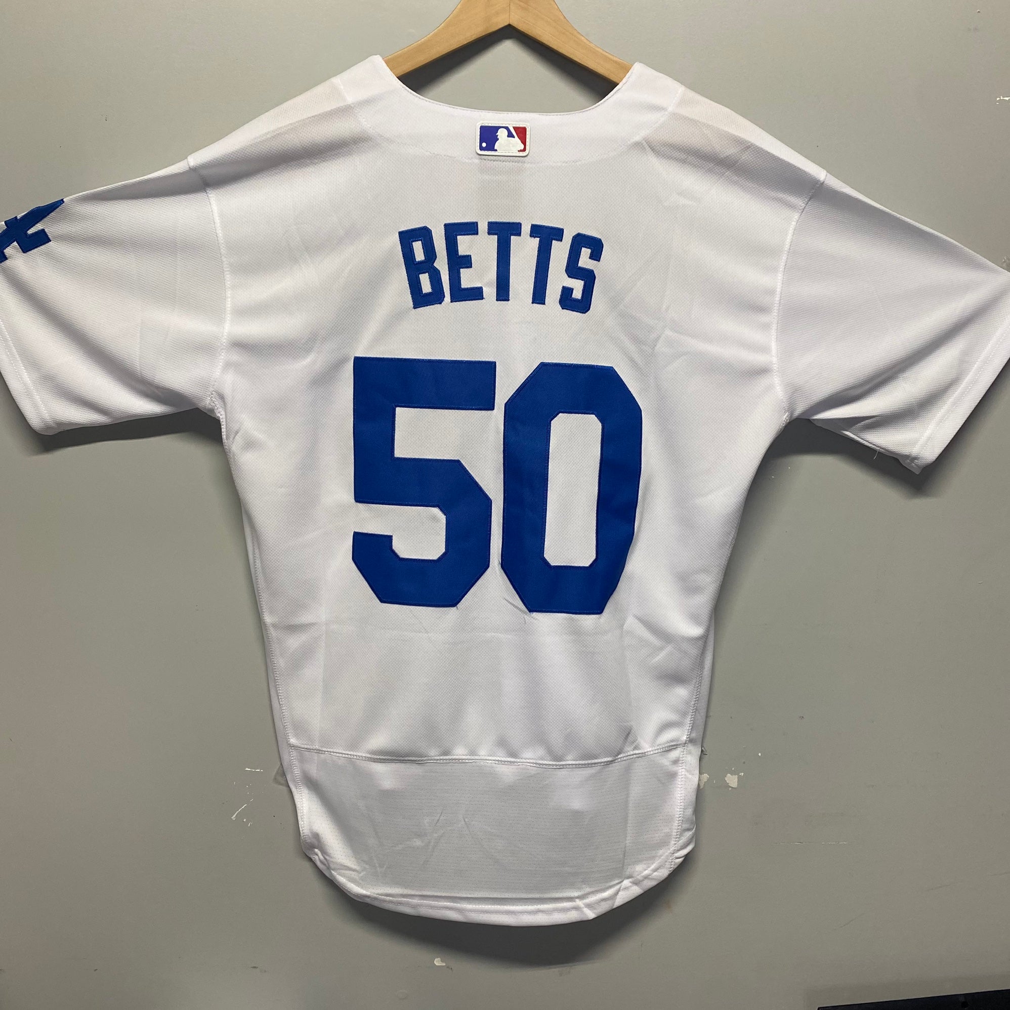 La Dodgers white betts Jersey | SidelineSwap