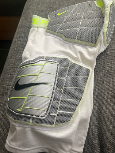 Football Nike Pro Combat Girdle Youth Medium