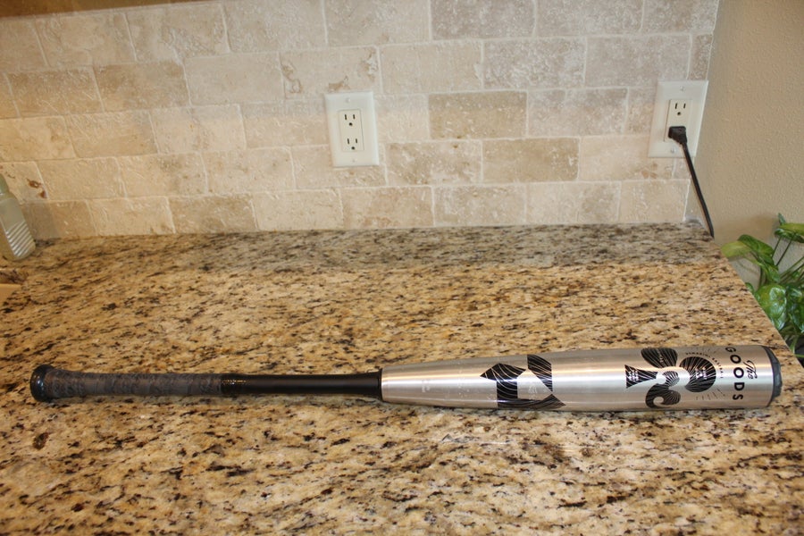 Used BBCOR Certified 2022 DeMarini The Goods Bat (-3) 31 oz 33"