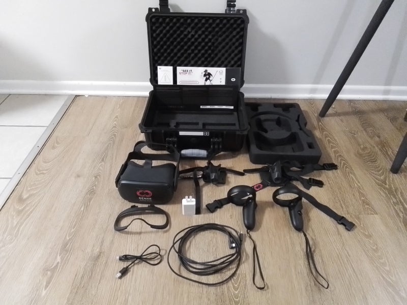 Sale Pending - Used Oculus Quest VR Headset Bundle