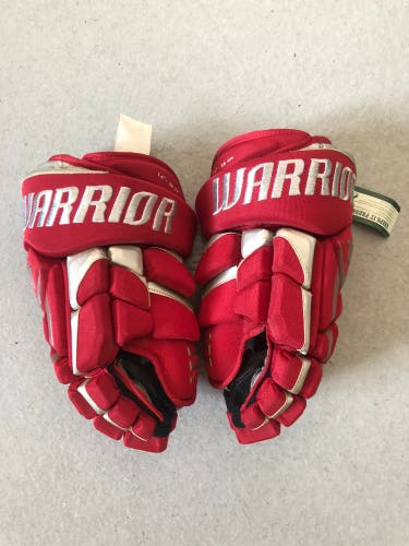 Warrior Super Mac Daddy special edition 14” red gloves brand new