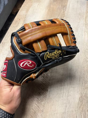 For Sale Only (best offer) Outfield 12.75" Heart of the Hide Baseball Glove