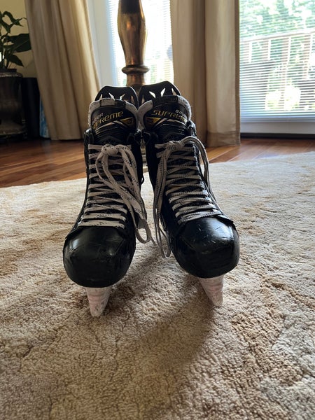 Senior Used Bauer Supreme 2S Pro Hockey Skates Regular Width Size 9.5
