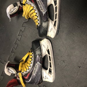 Used Bauer Regular Width Size 3.5 Vapor APX2 Hockey Skates