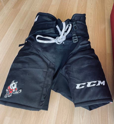 CCM HP31 Pro Stock +1 Extensions hockey pants OHL