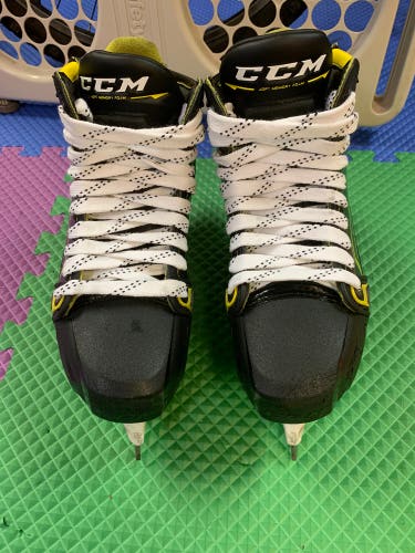 CCM AS3 Pro Goalie Skates Size 8