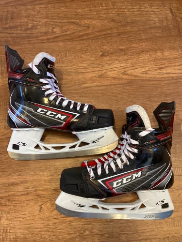 Used CCM Regular Width  Size 8 JetSpeed FT490 Hockey Skates With Step Steel Runners