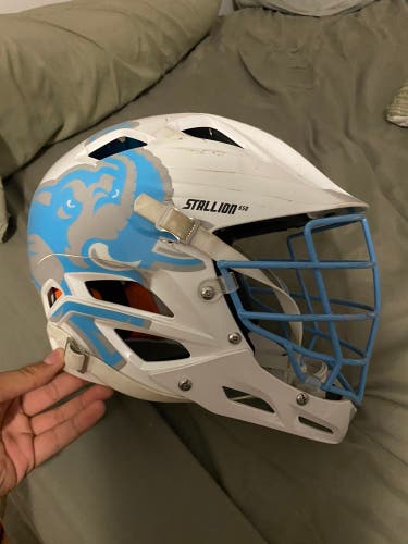 Tufts STX Stallion 650 Helmet