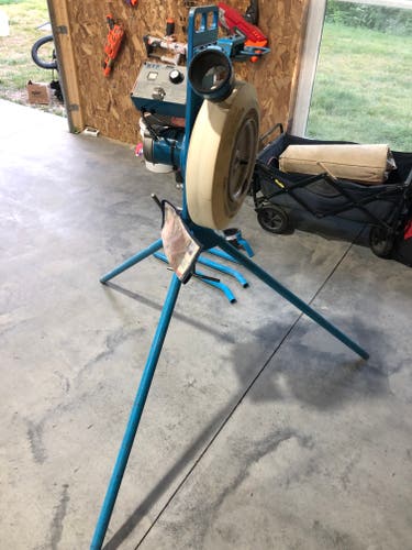 Used JUGS MVP Pitching machine (baseball and softball)