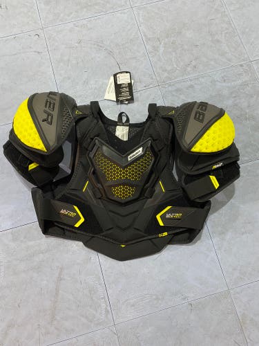 Senior Medium Bauer Supreme Ultrasonic Shoulder Pads