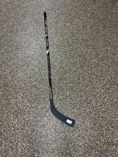 Pro Stock Bauer Supreme Stick
