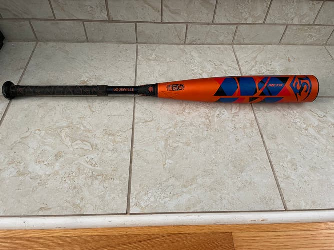 Used USSSA 2022 Louisville Slugger Meta Bat (-8) 22 oz 30"