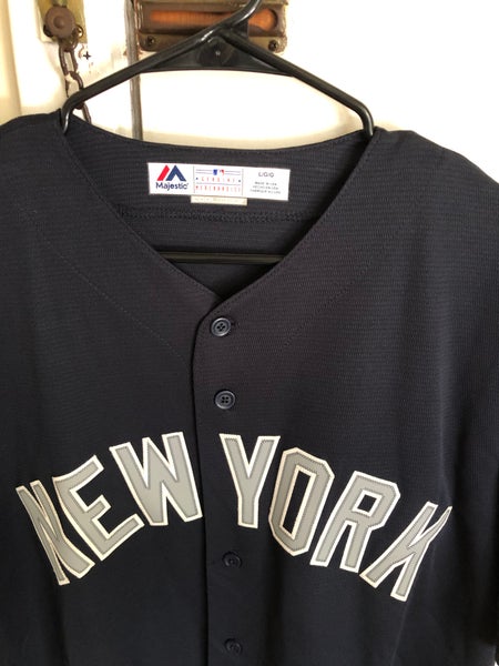 Majestic New York Yankees Longline Baseball Jersey Exclusive To