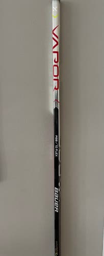 Senior Bauer Vapor Hyperlite Right Handed 70 Flex P28