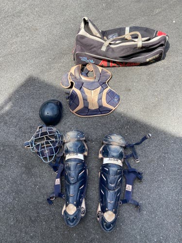 All Star System 7 Catcher's Set + Catchers Bag