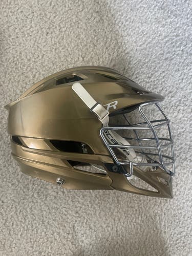 Used Player's Cascade R Helmet