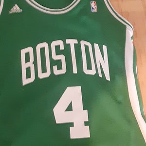 Isaiah Thomas Celics Jersey