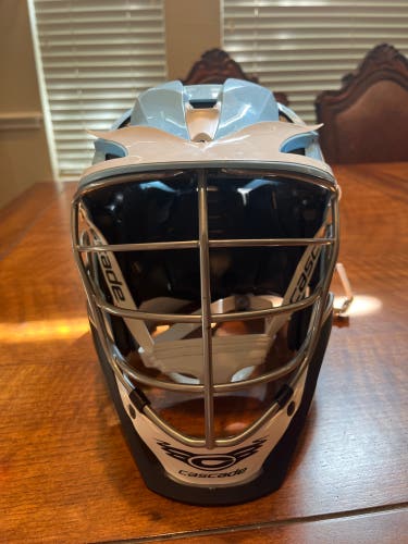 LIGHTLY USED Cascade S Helmet