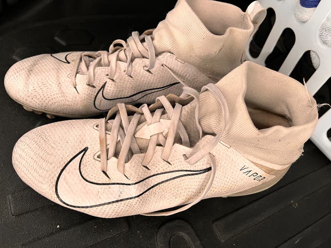 Nike Vapor Size 9.5 (Women's 10.5)