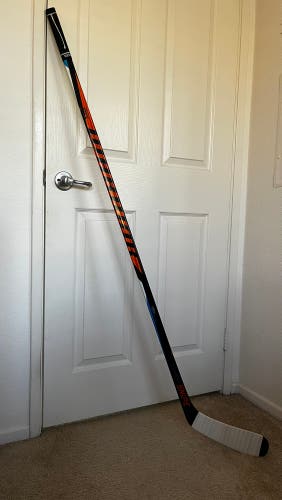 Senior Left Hand W03  Covert Snipe Pro Hockey Stick