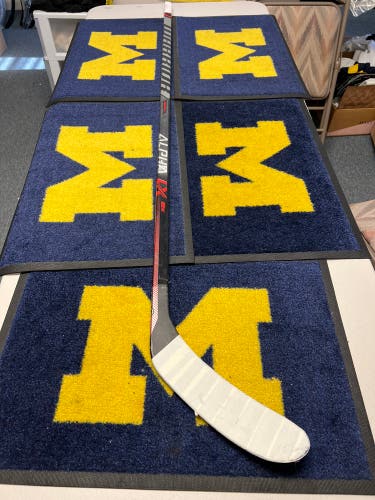 Senior Left Hand P28 Pro Stock Alpha LX Pro Hockey Stick