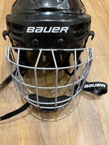 Used Youth Bauer Prodigy Helmet