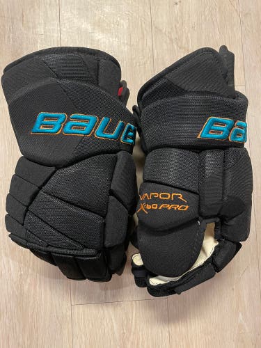 New Bauer VAPOR PRO X60 Gloves Senior Pro Stock SIZE 15"