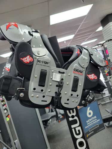 Used Gear Protec X-19f Md Football Shoulder Pads