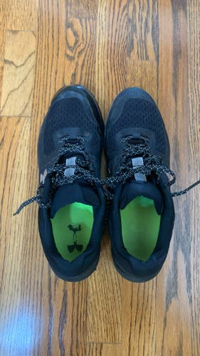 Black Adult Men's Used Size 11 (Women's 12) Metal Under Armour Low Cut