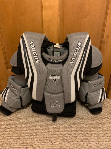 Used Large Vaughn  Ventus SLR2 Goalie Chest Protector